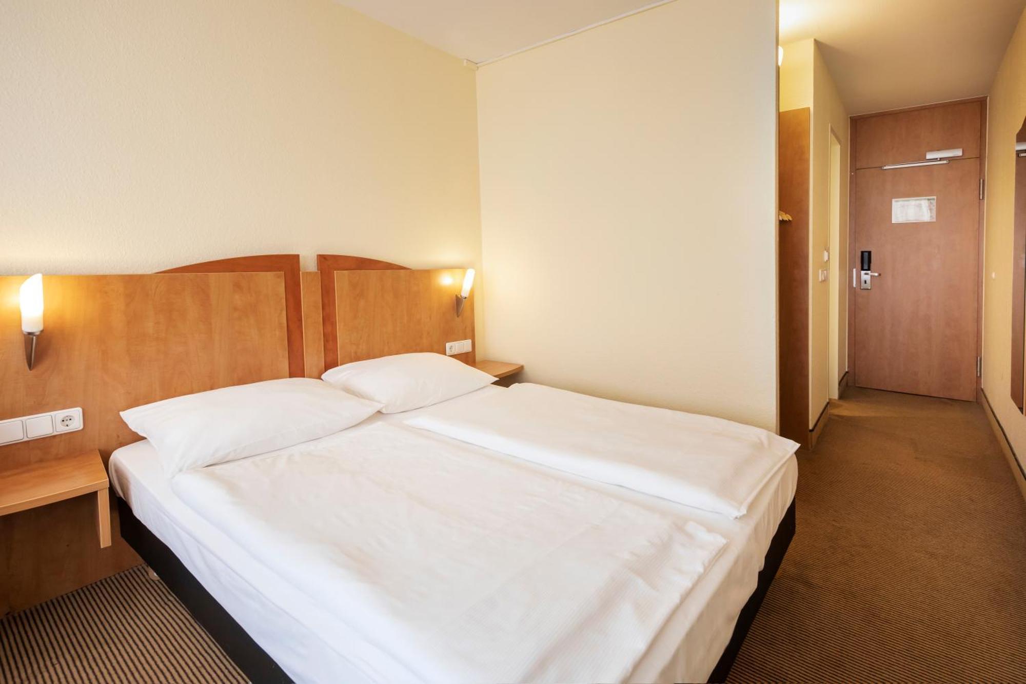 Achat Hotel Braunschweig Buitenkant foto
