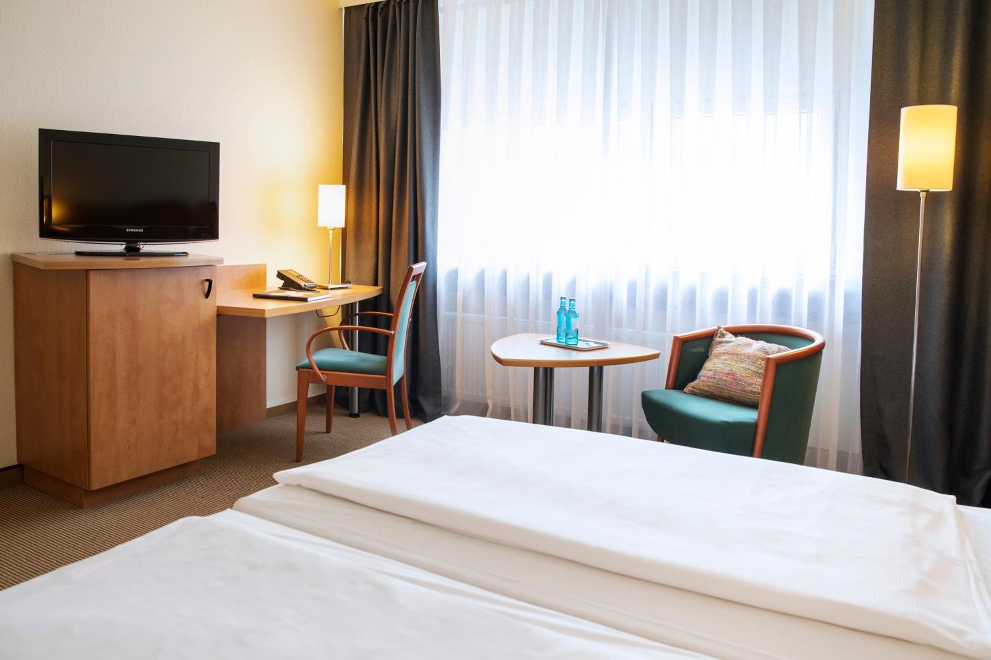 Achat Hotel Braunschweig Buitenkant foto
