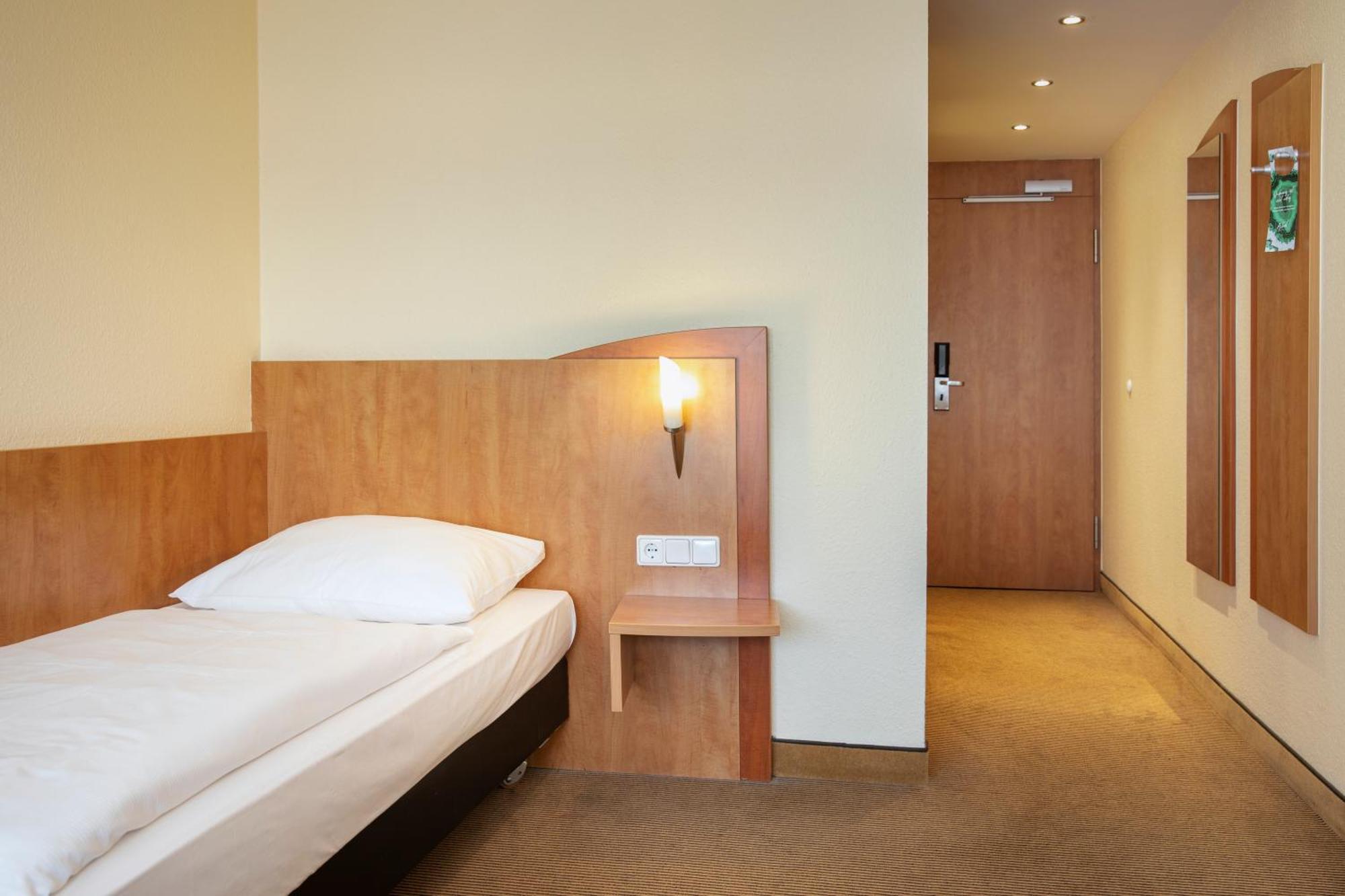 Achat Hotel Braunschweig Buitenkant foto