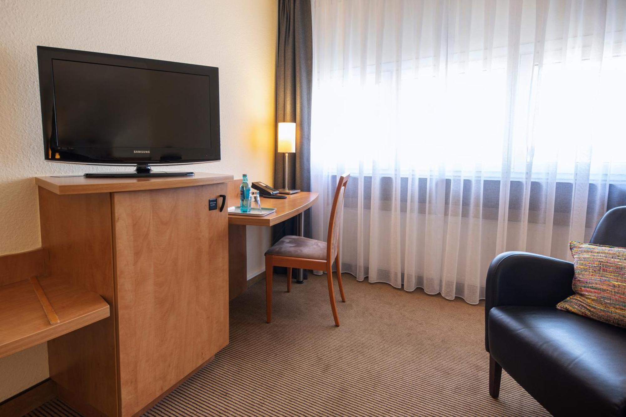 Achat Hotel Braunschweig Buitenkant foto