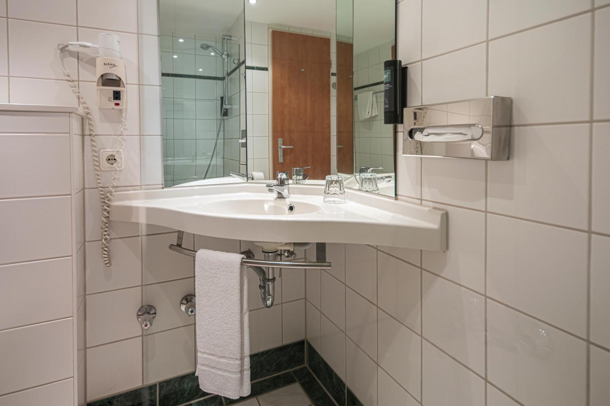 Achat Hotel Braunschweig Buitenkant foto