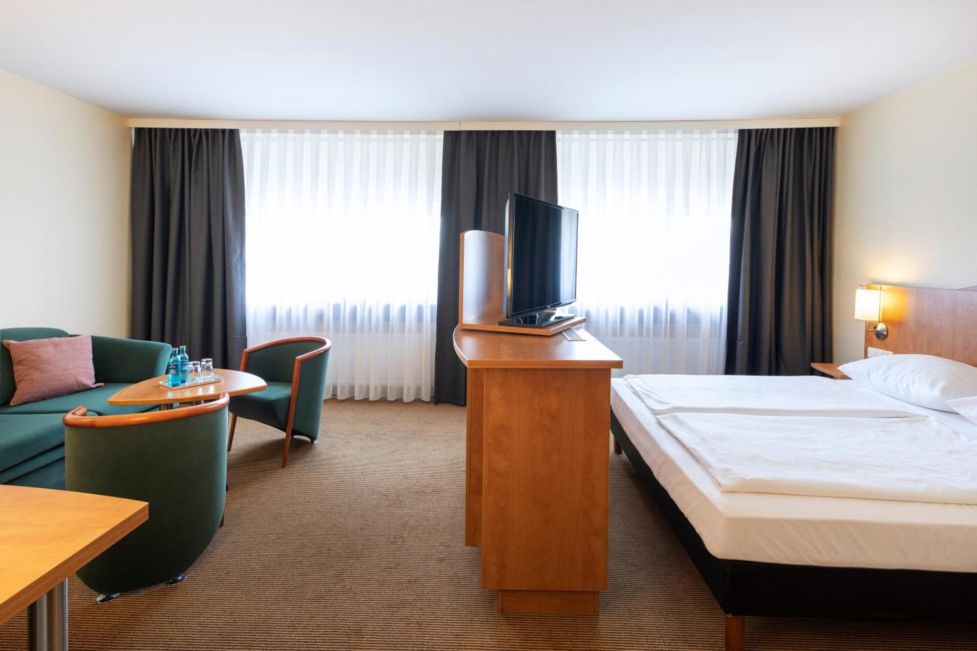 Achat Hotel Braunschweig Buitenkant foto